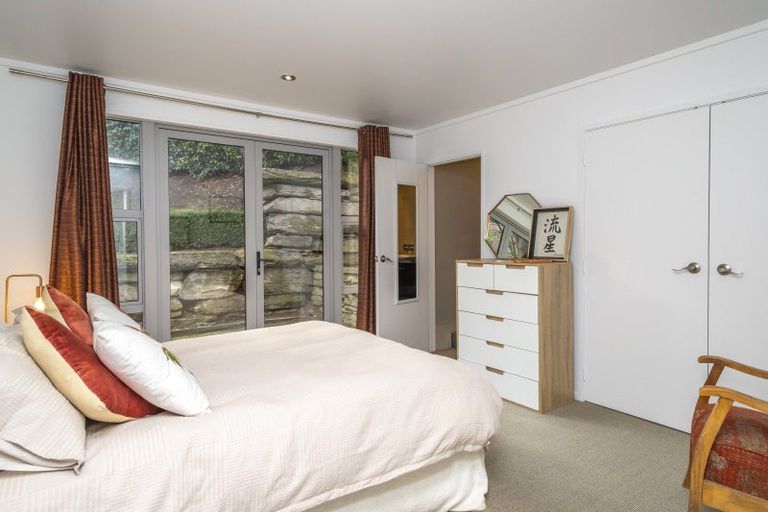 Photo of property in 1 Mcdonnell Road, Arrowtown, 9302