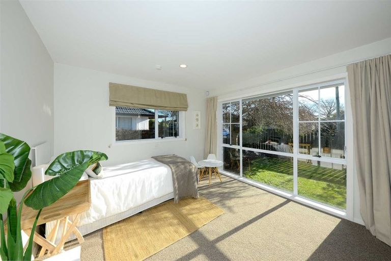 Photo of property in 36 Heath Street, Burnside, Christchurch, 8053