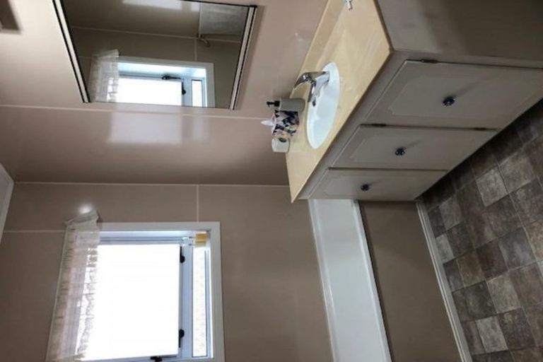 Photo of property in 11 Polandson Place, Opaheke, Papakura, 2113