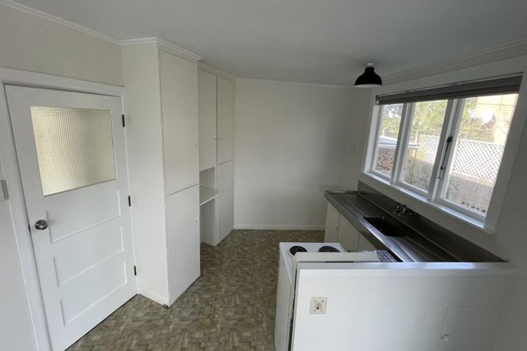 Photo of property in 2/85 Lake Road, Belmont, Auckland, 0622