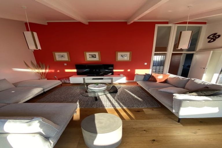 Photo of property in 72 Idris Road, Fendalton, Christchurch, 8052