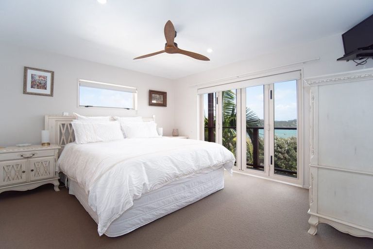 Photo of property in 9 Toi Track, Russell, 0272