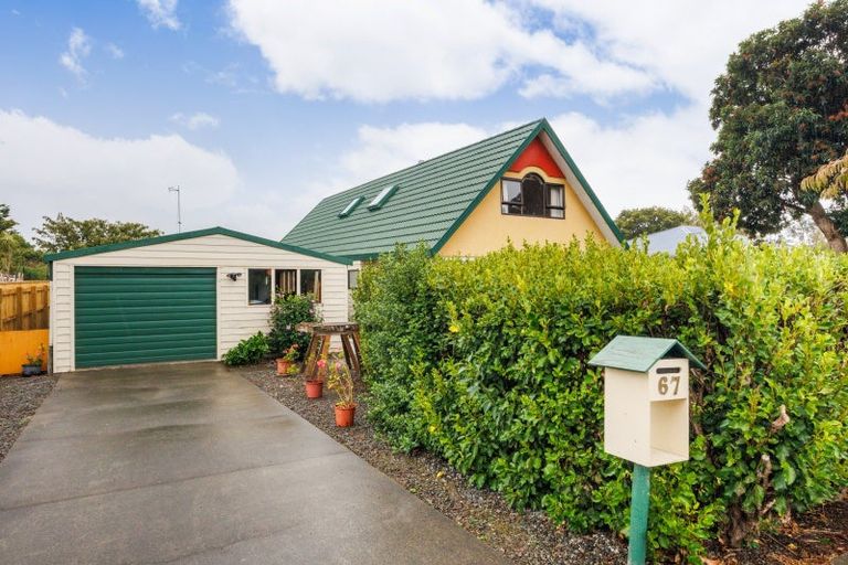 Photo of property in 67 Winchester Street, Ashhurst, 4810