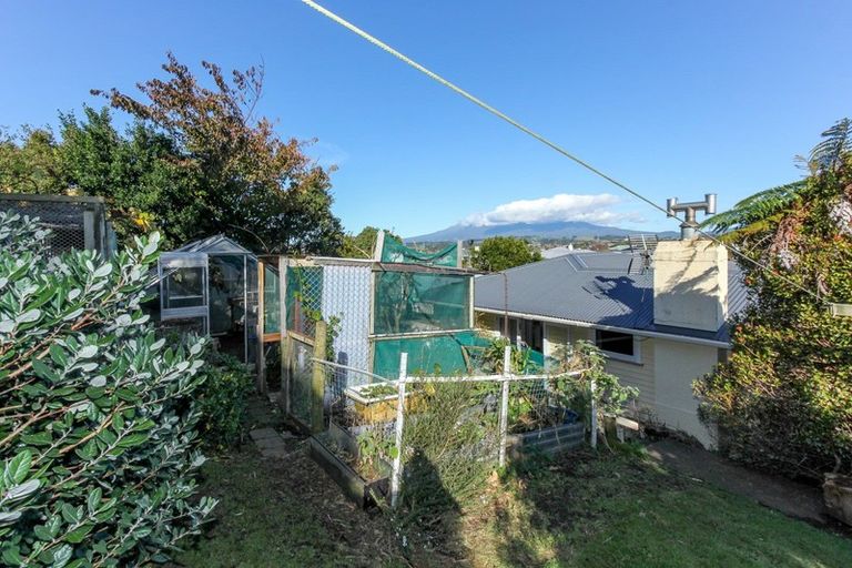 Photo of property in 13 Clearmont Crescent, Blagdon, New Plymouth, 4310