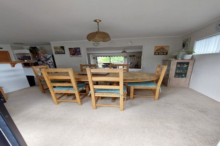 Photo of property in 1/34 Toroa Street, Torbay, Auckland, 0630