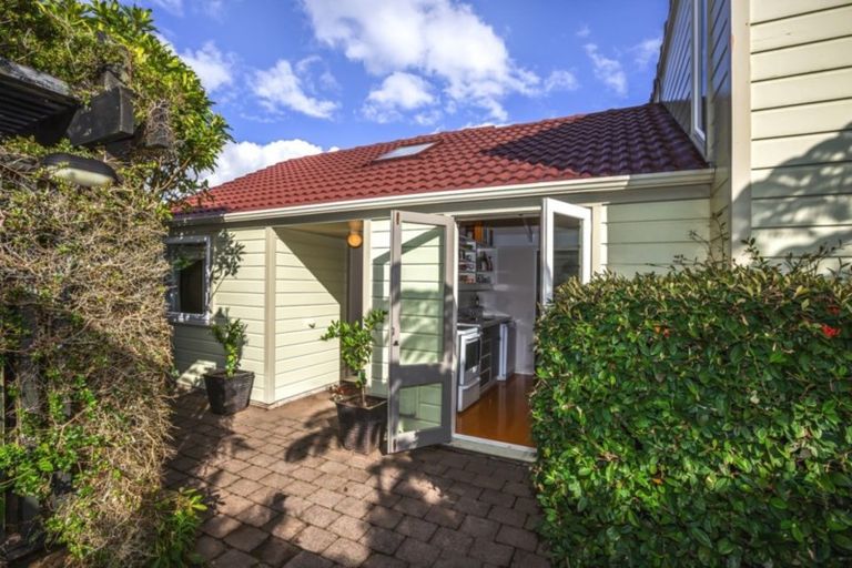 Photo of property in 11 The Quarterdeck, Whitby, Porirua, 5024