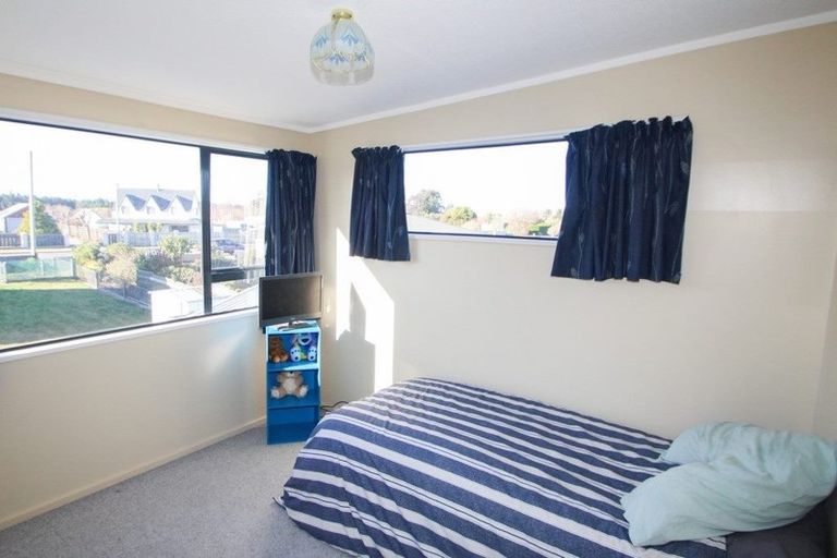 Photo of property in 3 Grove Avenue, Weston, Oamaru, 9401