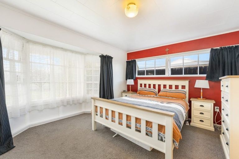 Photo of property in 18 Chippendale Crescent, Highbury, Palmerston North, 4412