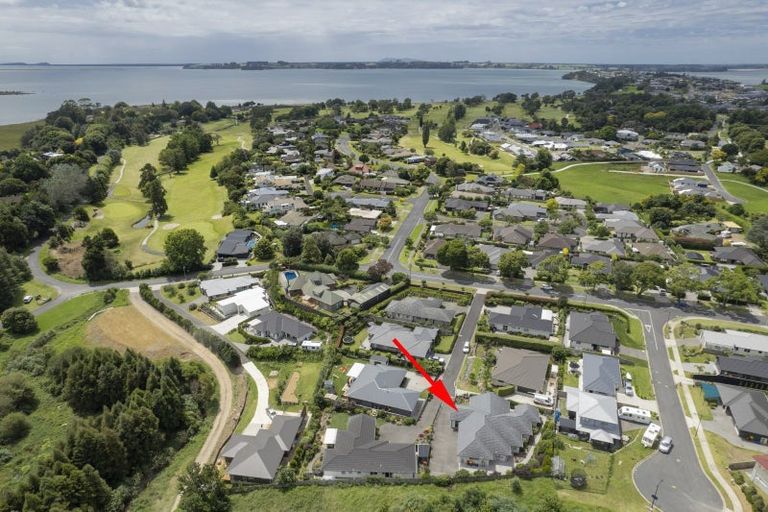 Photo of property in 5 Gumtree Lane, Omokoroa, 3114