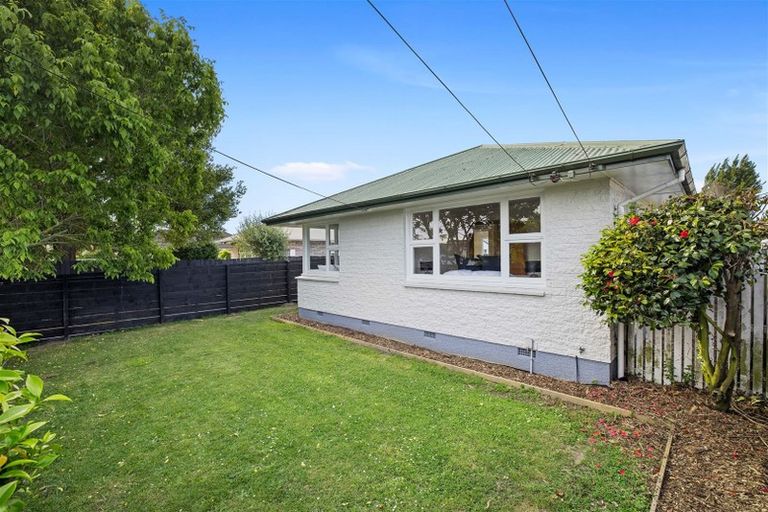 Photo of property in 36 Bevington Street, Avonhead, Christchurch, 8042