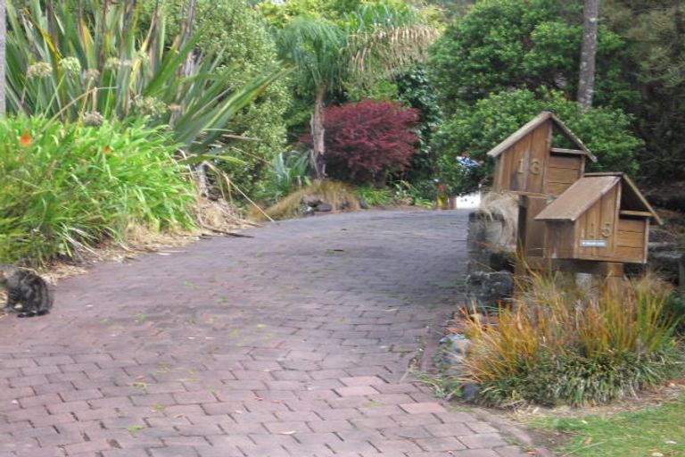 Photo of property in 13 Sandford Street, Campbells Bay, Auckland, 0630