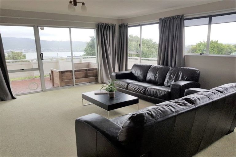 Photo of property in 2 Livet Place, Papakowhai, Porirua, 5024
