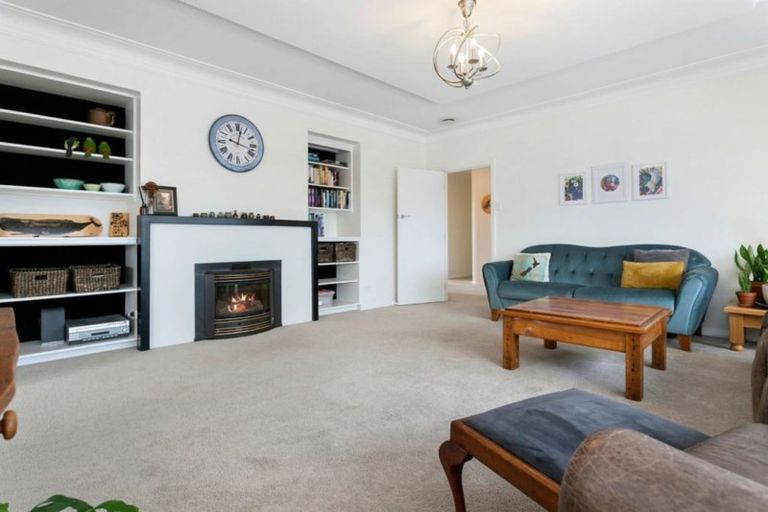 Photo of property in 168 Victoria Street, Cambridge, 3434