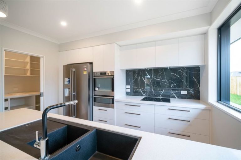 Photo of property in 10 Beak Street, Rolleston, 7615