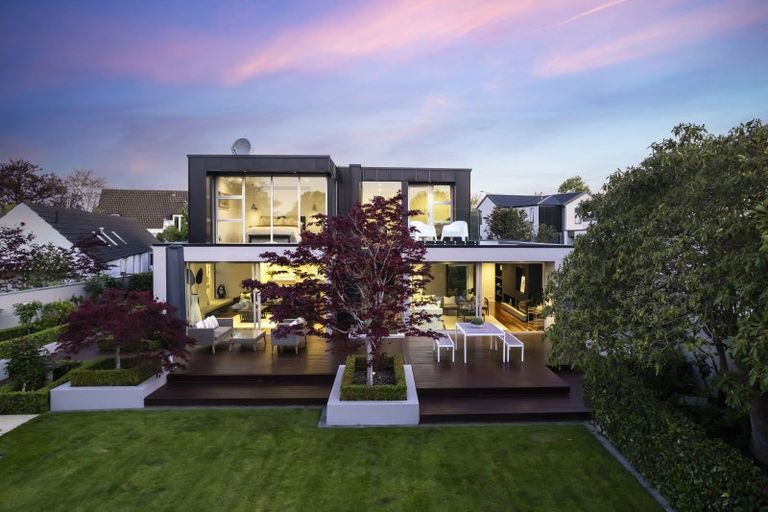 Photo of property in 29 Idris Road, Fendalton, Christchurch, 8052