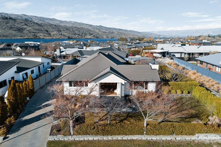 Photo of property in 48 Missy Crescent, Mount Pisa, Cromwell, 9383