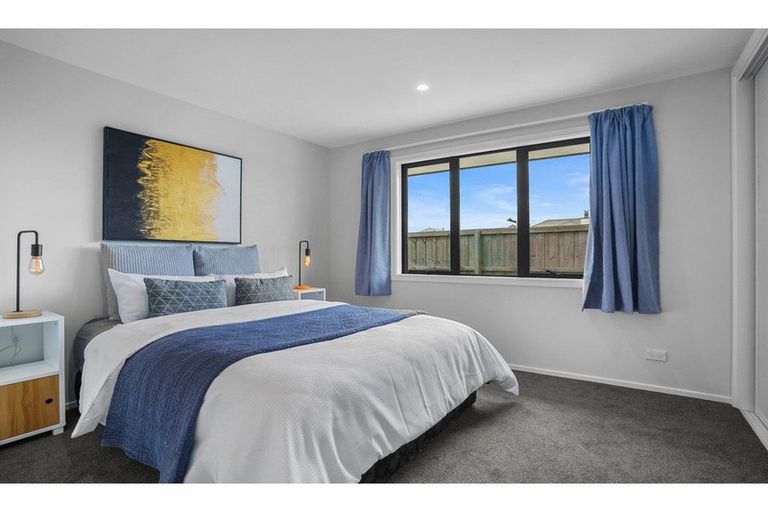 Photo of property in 7 Oakville Close, Rangiora, 7400