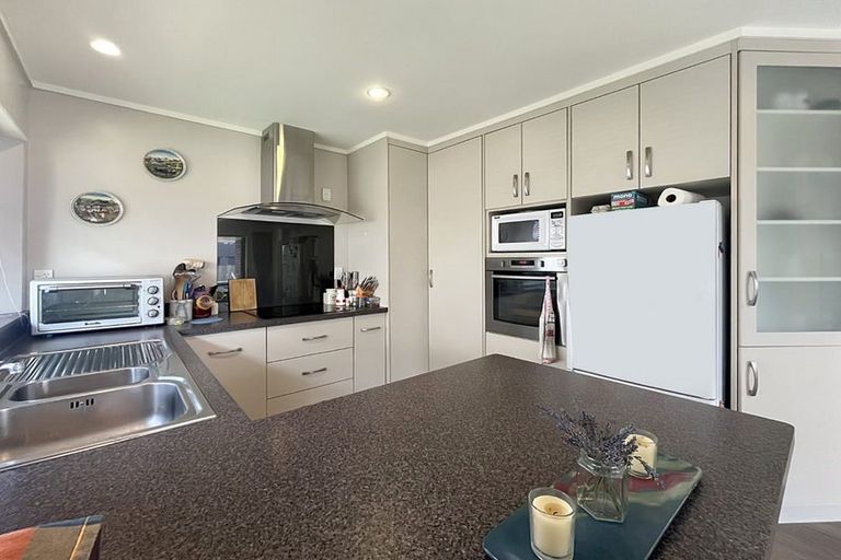 Photo of property in 45 Stewart Crescent, Hokowhitu, Palmerston North, 4410