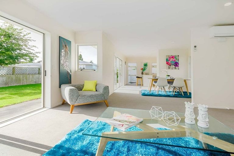 Photo of property in 4a Ngahina Street, Paraparaumu, 5032