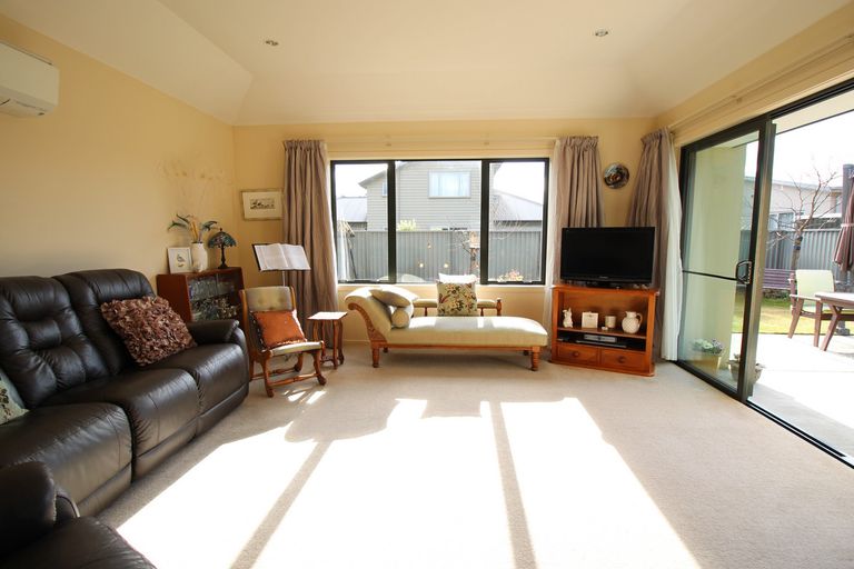 Photo of property in 22 Henderson Drive, Alexandra, 9320