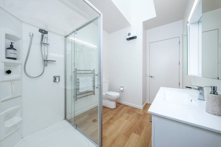 Photo of property in 17 Daniels Terrace, Wanaka, 9305