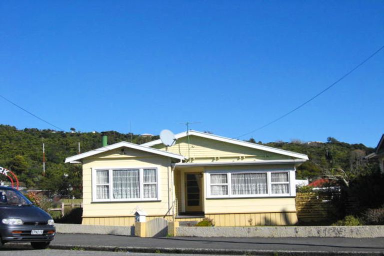 Photo of property in 24 Marlborough Street, Greymouth, 7805