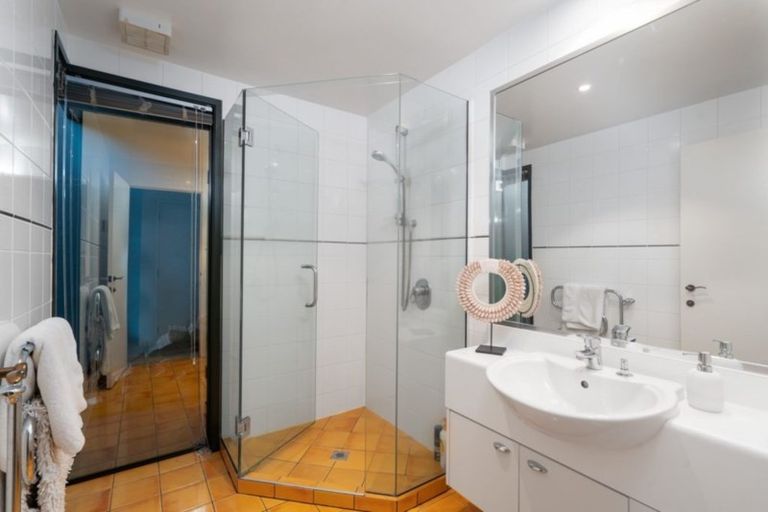 Photo of property in 2/71 Wakeman Road, Acacia Bay, Taupo, 3330