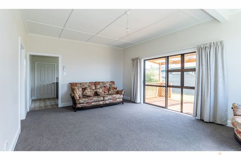Photo of property in 11 George Street, Waimate, 7924