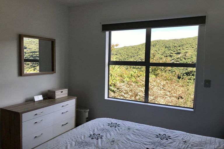 Photo of property in 30 Saddleback Grove, Karori, Wellington, 6012