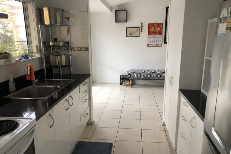 Photo of property in 8 Acacia Road, Torbay, Auckland, 0632