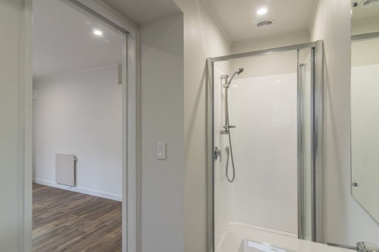 Photo of property in 18 Realm Drive, Paraparaumu, 5032