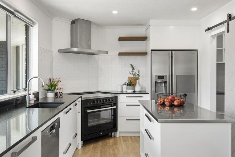 Photo of property in 16 Piako Drive, Darfield, 7571