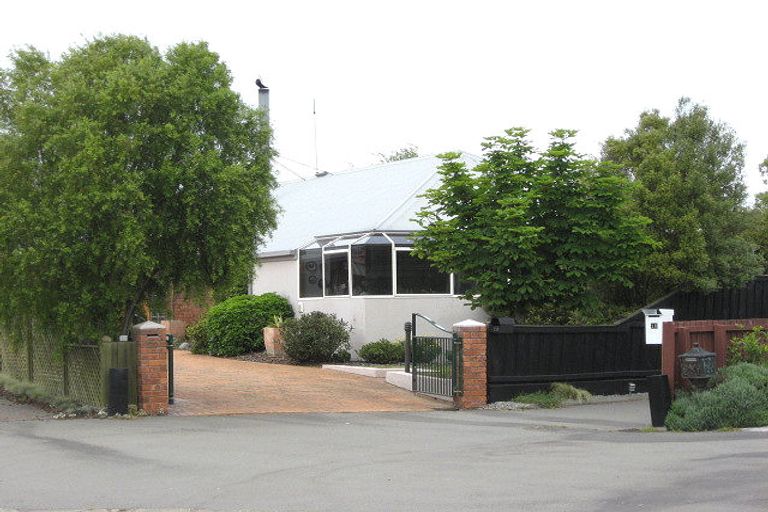 Photo of property in 22 Millcroft Place, Parklands, Christchurch, 8083
