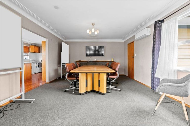 Photo of property in 433 Great South Road, Opaheke, Papakura, 2113