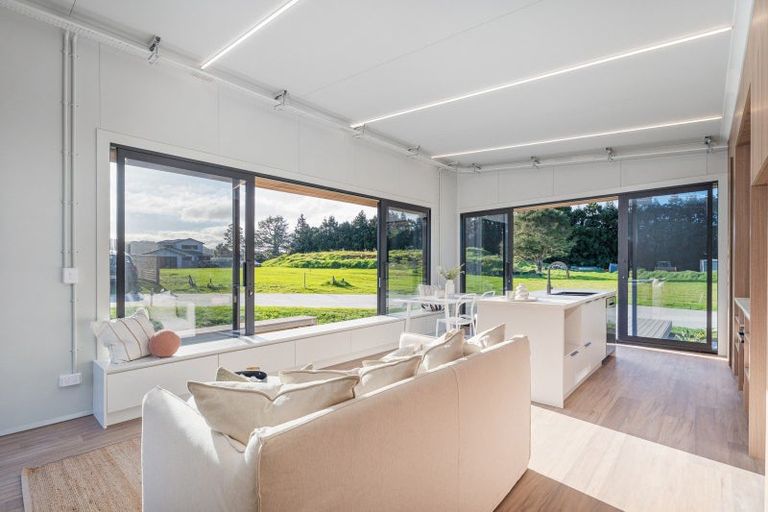 Photo of property in 11 Pinnacles Lane, Pauanui, 3579