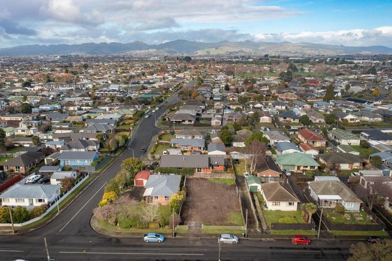 Photo of property in 13 Branston Street, Hornby, Christchurch, 8042