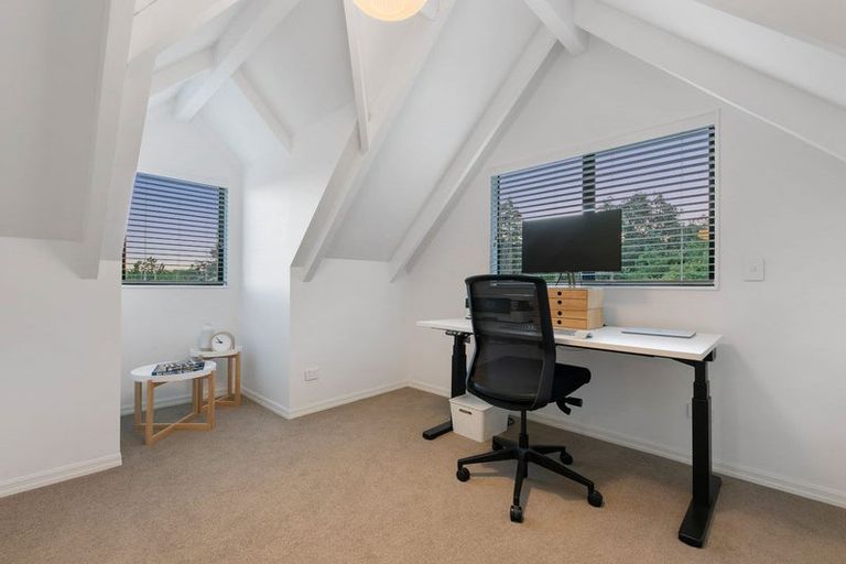 Photo of property in 145b Kingswood Road, Brookfield, Tauranga, 3110