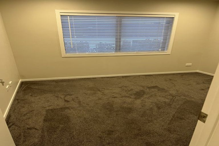 Photo of property in 35 Rutland Road, Stanley Point, Auckland, 0624