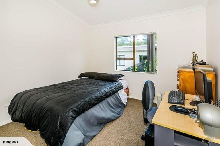 Photo of property in 1/21 Fordham Street, Beach Haven, Auckland, 0626