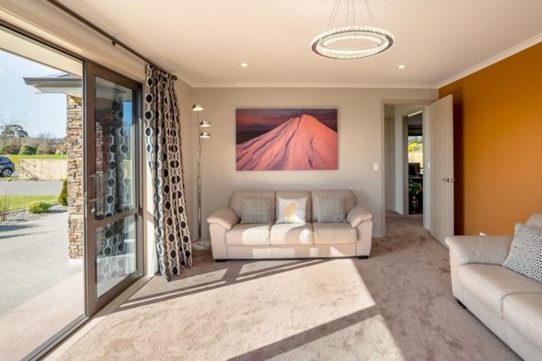 Photo of property in 1 Mcdonald Way, Lansdowne, Masterton, 5810