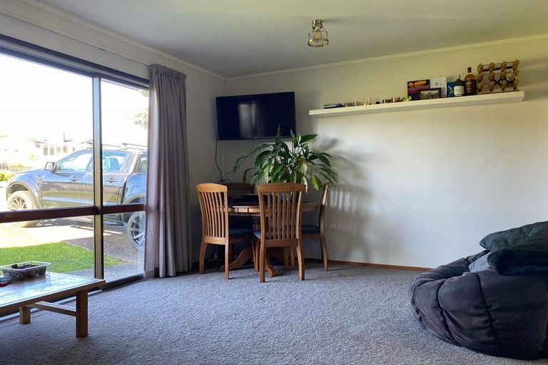 Photo of property in 8 Norfolk Avenue, Whangarei Heads, Whangarei, 0174
