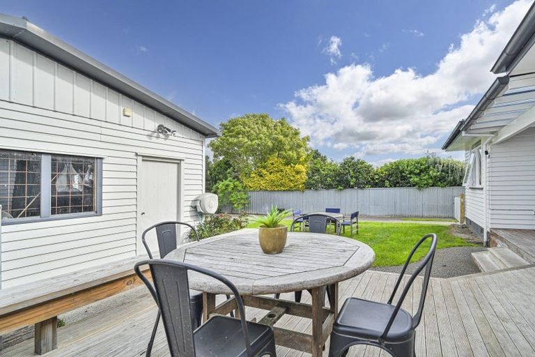 Photo of property in 44 Upham Street, Havelock North, 4130