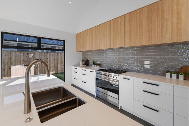 Photo of property in 38 Kingsdowne Drive, West Melton, 7618