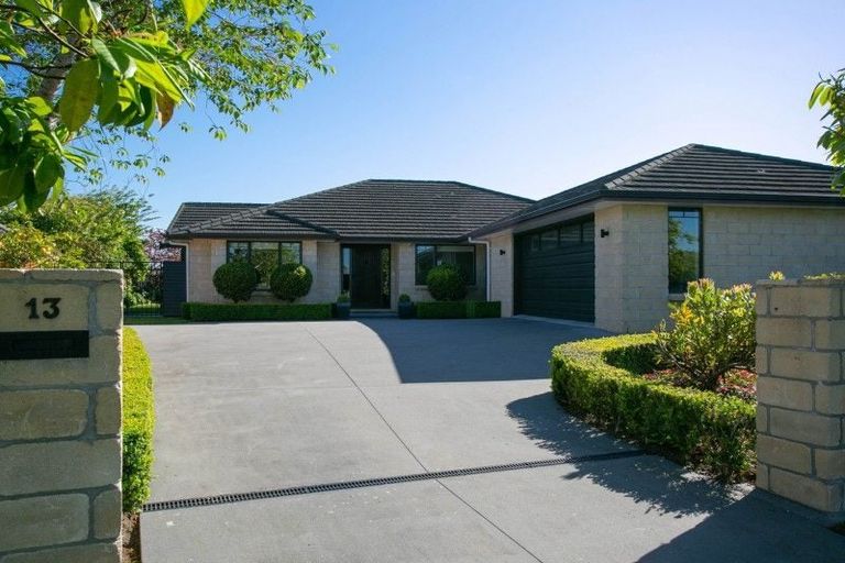 Photo of property in 13 Naomi Place, Cambridge, 3434