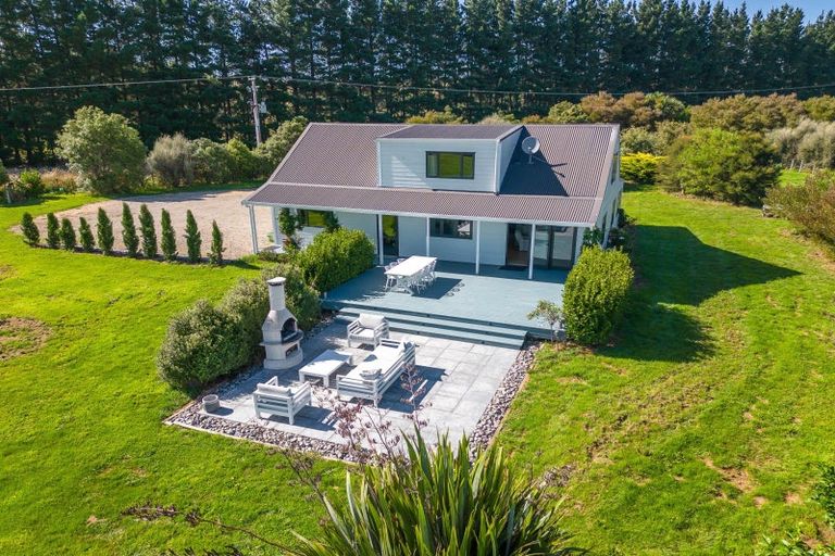 Photo of property in 80 Fraters Road, Martinborough, 5781