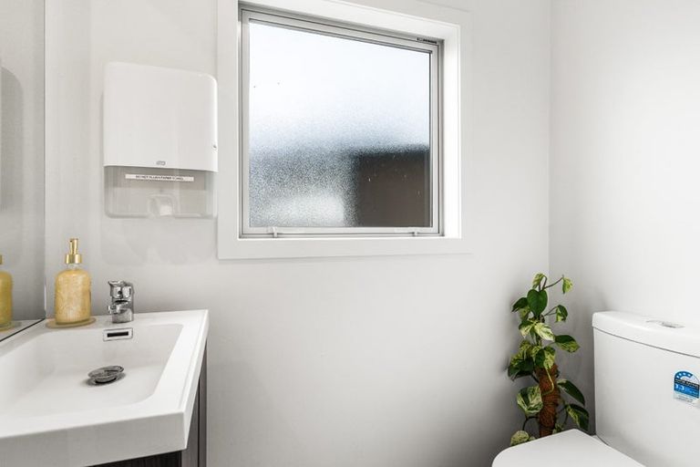 Photo of property in 12a Winnipeg Place, Wainoni, Christchurch, 8061