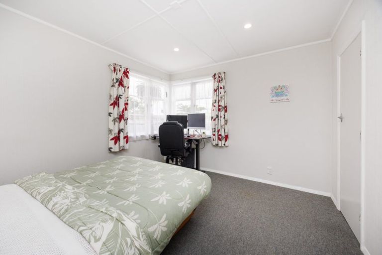 Photo of property in 14 Humber Street, Roslyn, Palmerston North, 4414