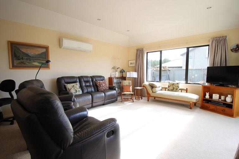 Photo of property in 22 Henderson Drive, Alexandra, 9320