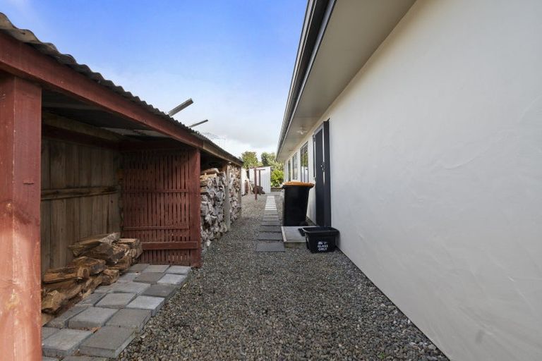 Photo of property in 11 Silkwood Place, Fitzherbert, Palmerston North, 4410