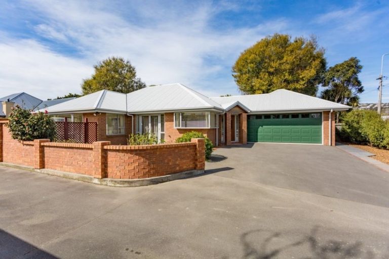 Photo of property in 136 Barrington Street, Somerfield, Christchurch, 8024